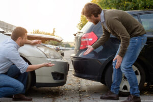 Cómo pueden ayudarte Carrion Accident & Injury Attorneys, PLLC después de un accidente de auto por alcance en Long Island, NY